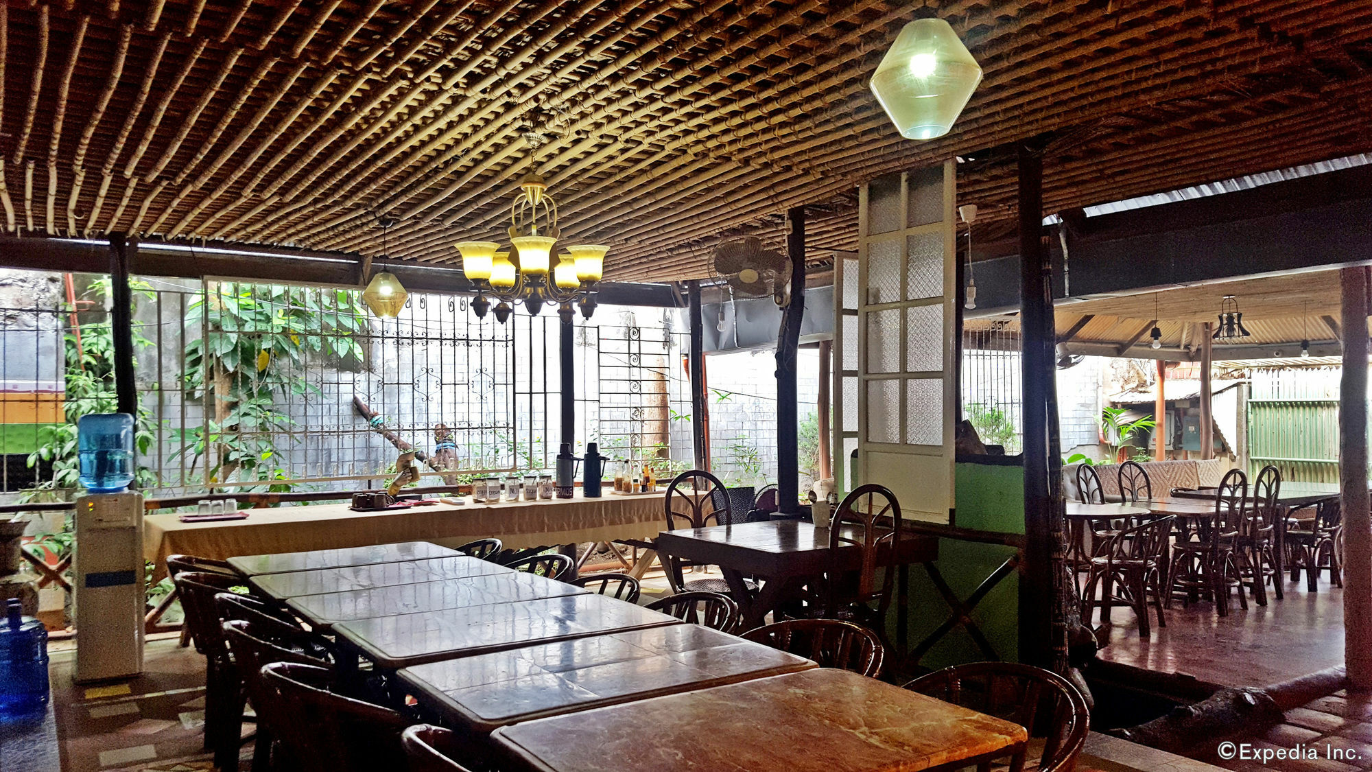 Lola Itang Pension House Tiniguiban Exterior foto